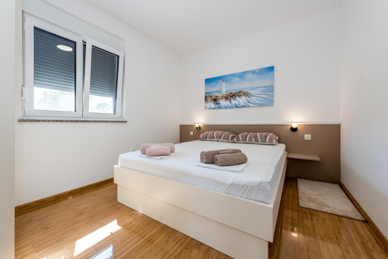 Villa Jadrija Beach Шибеник Экстерьер фото