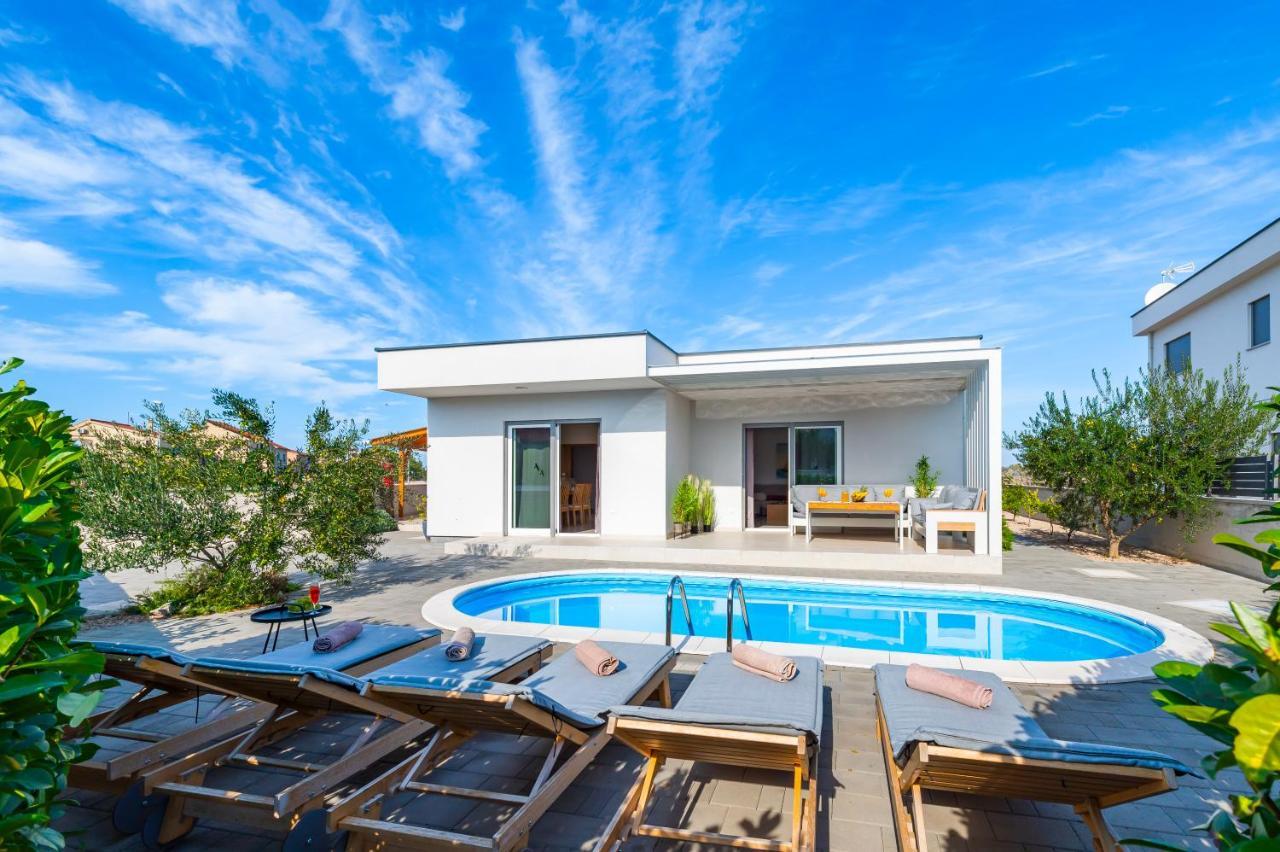 Villa Jadrija Beach Шибеник Экстерьер фото