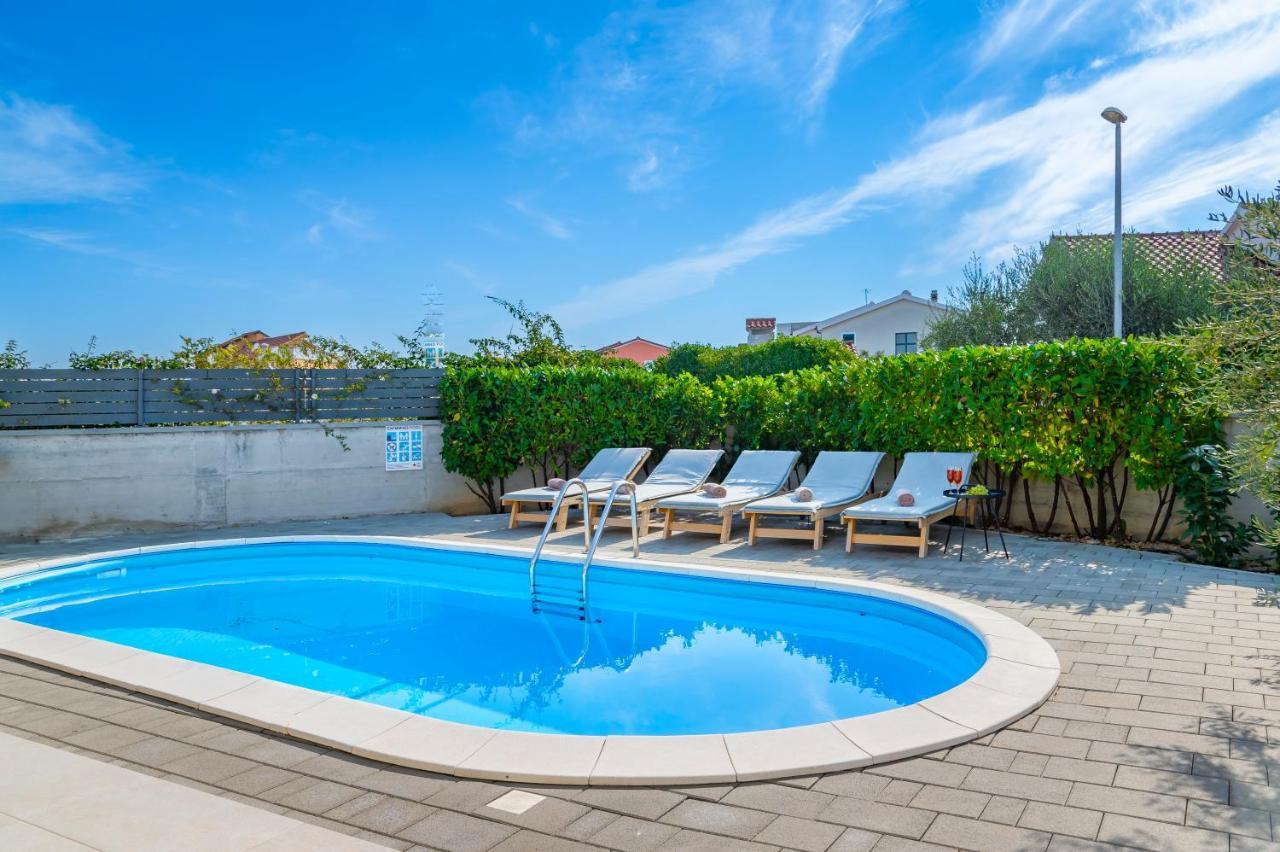 Villa Jadrija Beach Шибеник Экстерьер фото